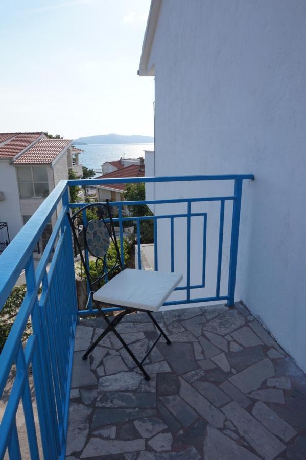 Apartment Radja Трогир Экстерьер фото